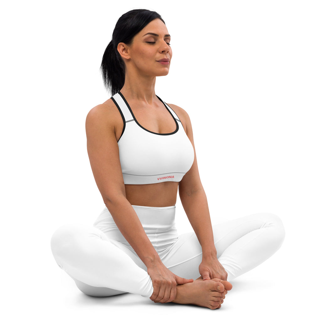 VVINONA Padded Sports Bra in black – right side view